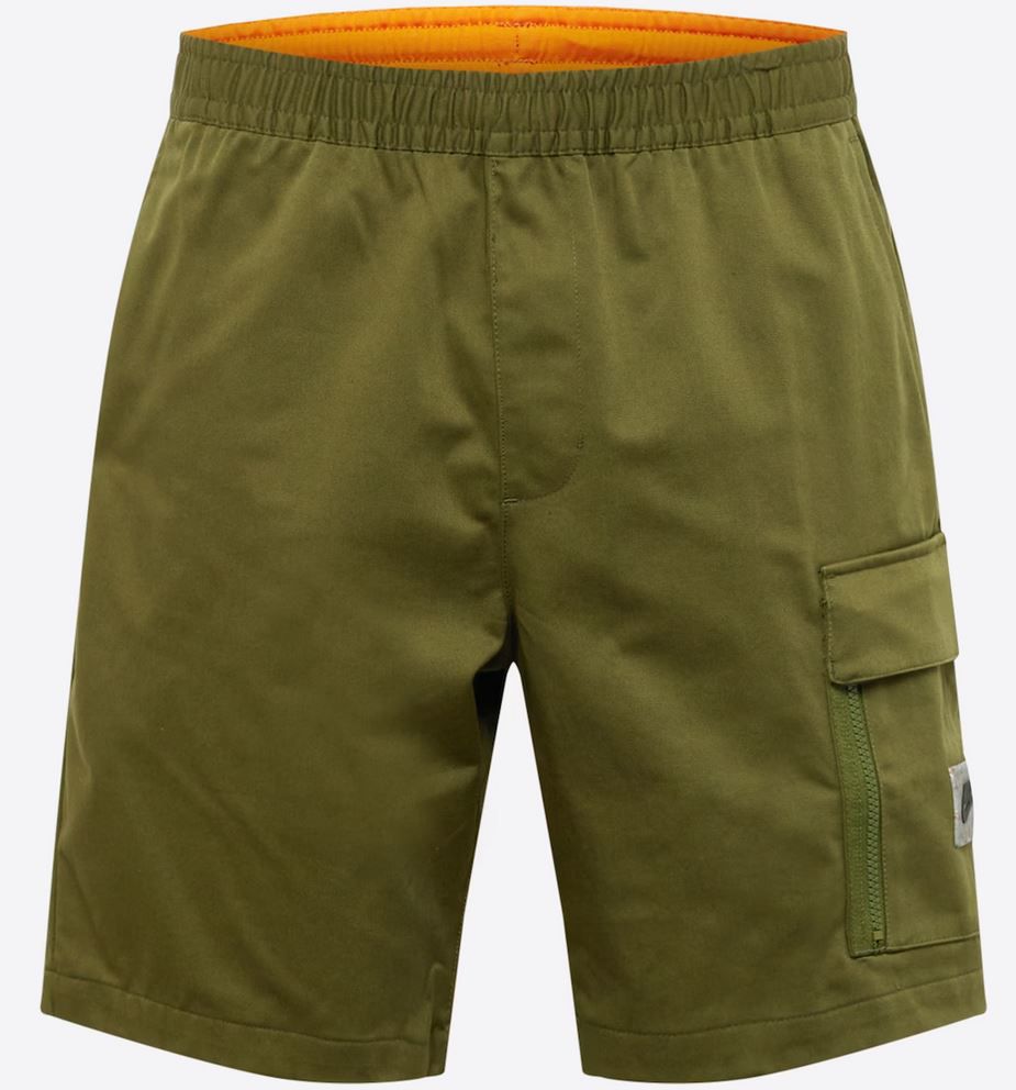 Nike Sportswear Webshorts in Oliv für 37,90€ (statt 48€)