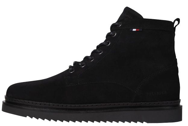 Tommy Hilfiger Schnürboot Cleated in Schwarz für 95,14€ (statt 119€)