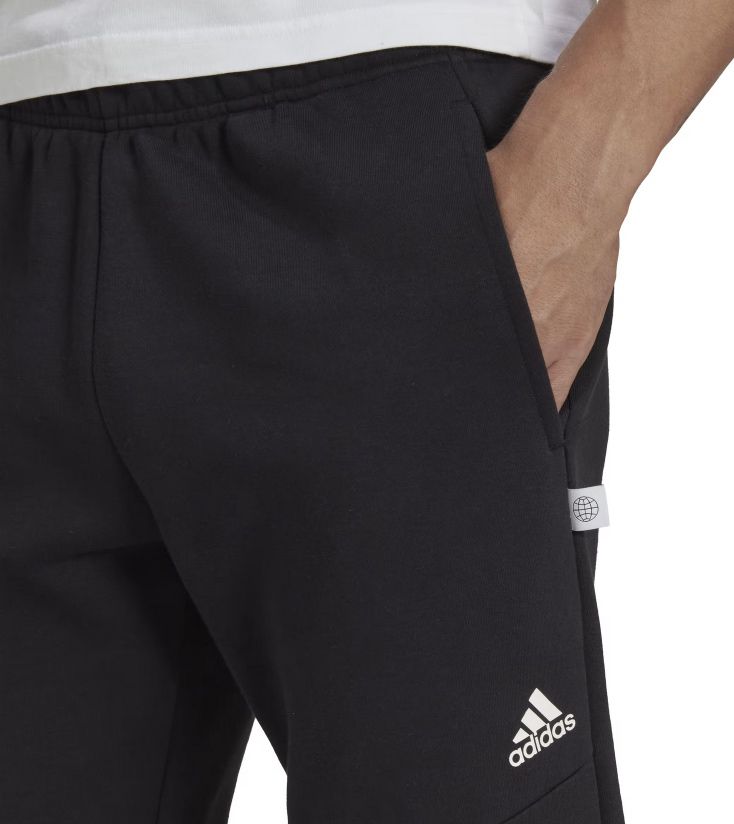 adidas HK2154 Jogginghose für 26,98€ (statt 47€)   S, L & XL