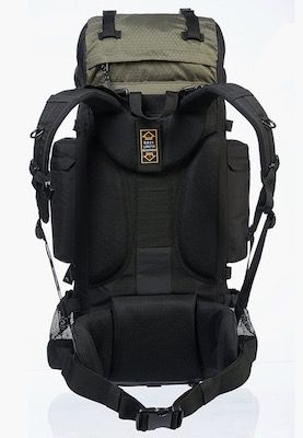 Amazon Basics Wanderrucksack mit Innengestell und Regenschutz für 43,17€ (statt 72€)