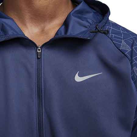 Nike Run Division Miler Herren Laufjacke für 43,98€ (statt 80€)