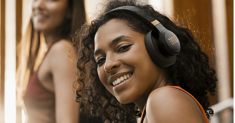 JBL LIVE 660NC wireless OverEars Tomorrowland Edition für 79€ (statt 179€)