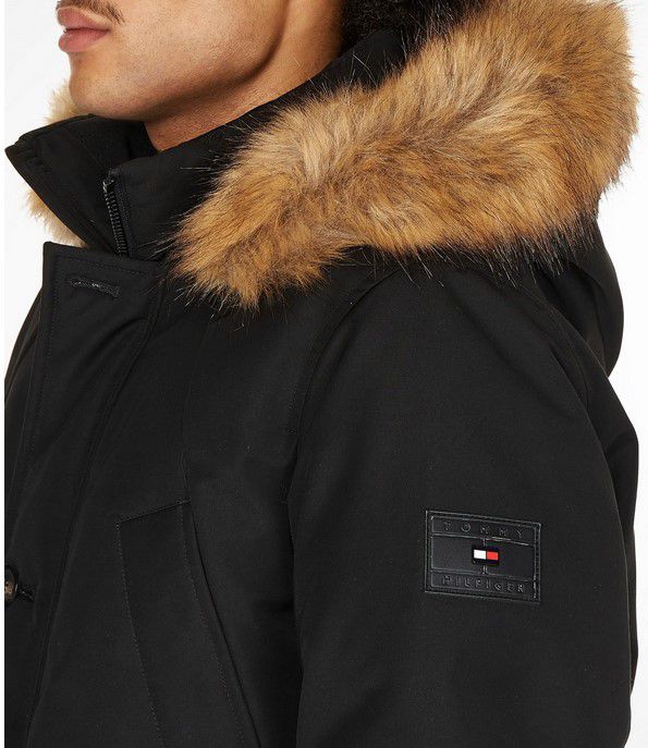 Tommy Hilfiger Rockie Down Parka Herren Winterjacke ab 132,99€ (statt 190€)