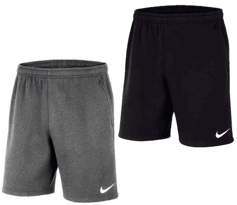 Nike Team Park Shorts mit RV Taschen für 17,99€ (statt 25€)   Restgrößen