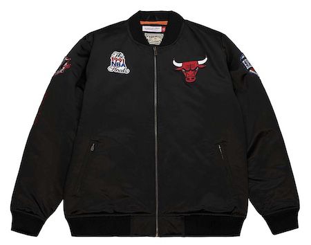 NBA Sale mit 20% Rabatt bei Kickz   z.B. Chicago Bulls Jacke für 111,96€ (statt 145€)