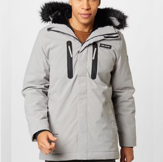 Hollister Parka in Weiß oder Schwarz mit Kapuze für 95,20€ (statt 119€)