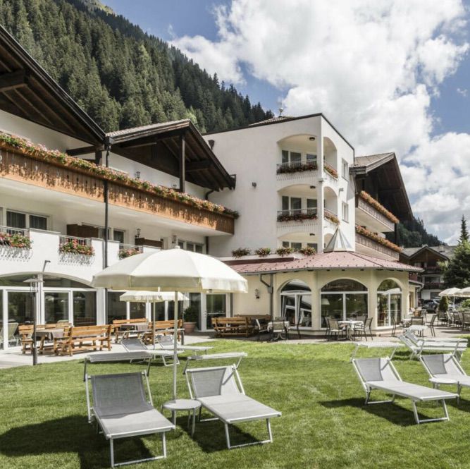 2 ÜN in Südtirol im 4* Hotel Seeber inkl. Verwöhnpension, Wellness & mehr ab 124€ p.P.