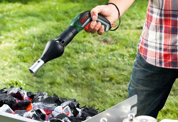 Bosch Grillgebläse Aufsatz für IXO für 10,97€ (statt 16€)   Prime