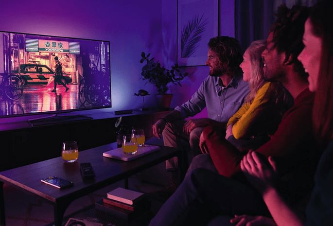 2x PHILIPS Hue White & Col. Amb. Play Lightbar + Bridge für 109,99€ (statt 150€)