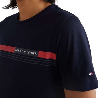 Tommy Hilfiger Corp Chest T Shirt in Nachtblau für 26,82€ (statt 40€)