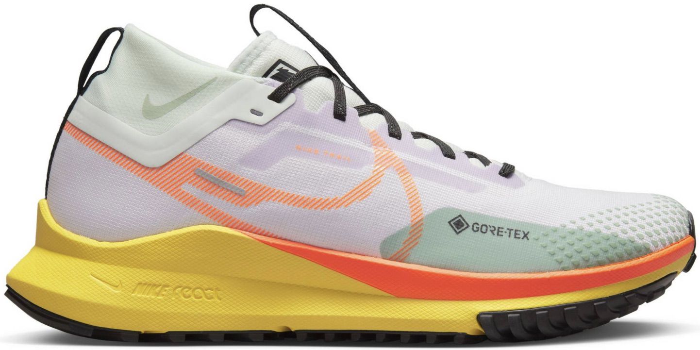 Nike React Pegasus Trail 4 Gore Tex Laufschuh für 76,79€ (statt 96€)