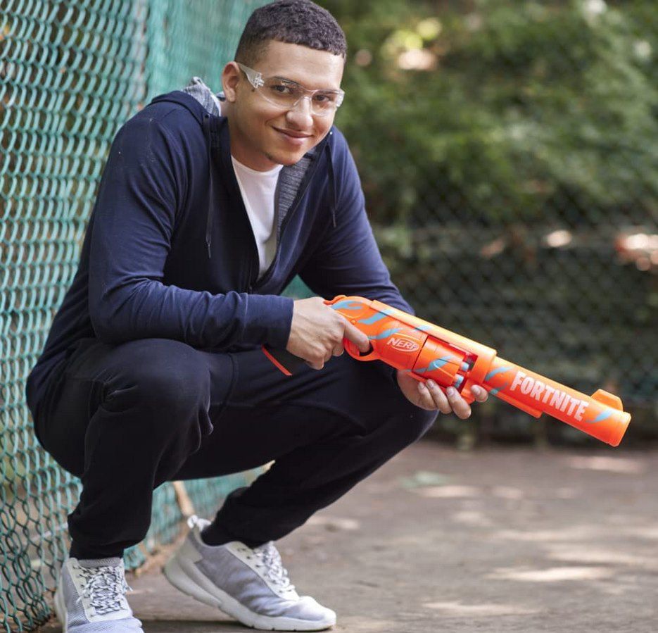 Nerf Fortnite 6 SH Dart Blaster für 12,99€ (statt 24€)