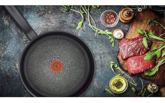 Tefal C38806 Hard Titanium Essential 28cm Pfanne für 22,99€ (statt 28€)