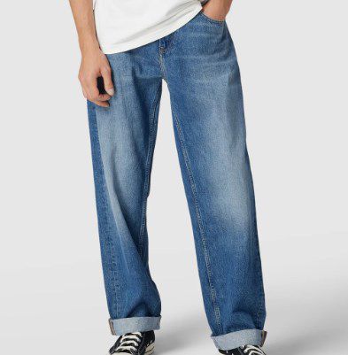 Calvin Klein Jeans Straight Fit Jeans ab 31,99€ (statt 66€)