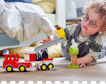 LEGO 10969 DUPLO Town Feuerwehrauto für 16,99€ (statt 23€)