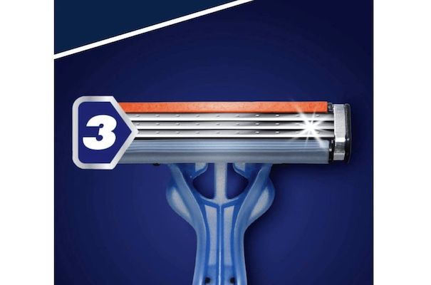 6x Gillette Blue 3 Smooth Einwegrasierer mit 3 fach Klinge für 2,24€   Prime