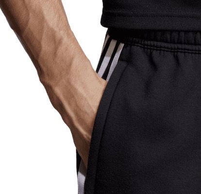 adidas Short Tiro 23 Sweat mit RV Taschen für 17€ (statt 24€)