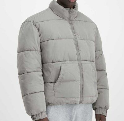 Urban Classics Cropped Down Puffer Jacke für 44,89€ (statt 56€)