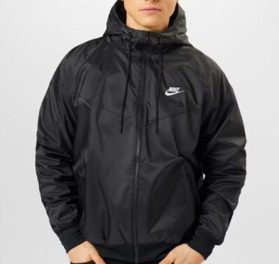 Nike Windrunner Kapuzenjacke für 59,92€ (statt 90€)