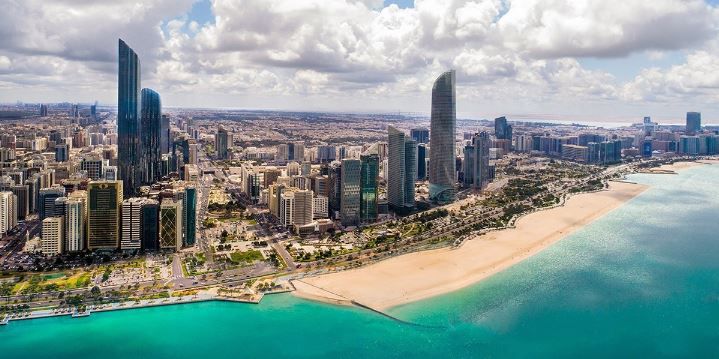 6 ÜN im 4* City Season Al Hamra Hotel in Abu Dhabi inkl. Flüge, Frühstück & Helikopterflug ab 699€