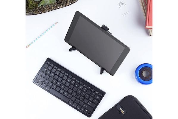Amazon Basics Tablet Ständer für 7,97€ (statt 10€)   Prime