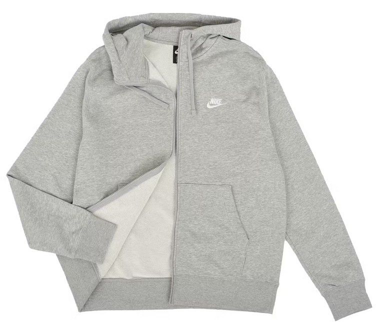 Nike Club Fleece Herren Hoodie für 30,48€ (statt 39€)