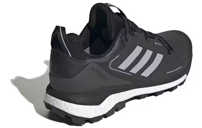 adidas TERREX Skychaser 2.0 Herren Multifunktions Schuh für 79,04€ (statt 108€)