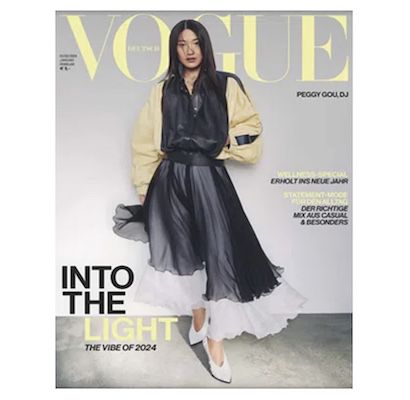 10 Ausgaben Vogue für 95,50€ + Prämie: 90€ Gutschein