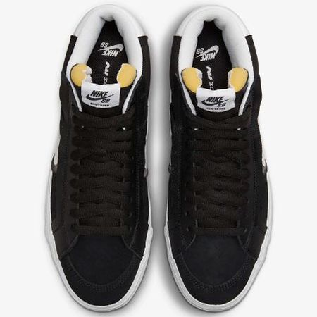 Nike SB Zoom Blazer Mid Premium Plus Sneaker für 65,97€ (statt 77€)