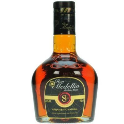 0,7 Liter Ron Medellin Extra Añejo 8 Jahre Rum für 28,89€ (statt 38€)