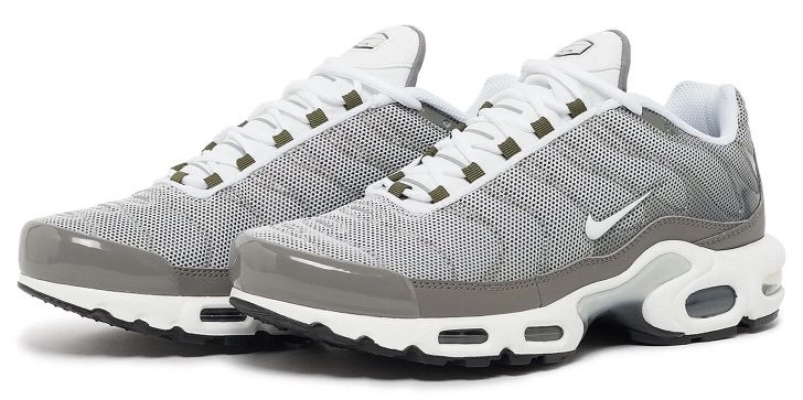 Schnell? Nike Air Max Plus SE Sneaker Flat Pewter für 94€ (statt 190€)