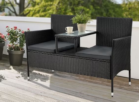 Juskys Monaco Polyrattan 2 Sitzer Bank mit Tisch & Kissen für 96,04€ (statt 119€)