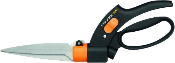 Fiskars GS42 Rasenkantenschere mit Servo System für 18,21€ (statt 25€)   Prime