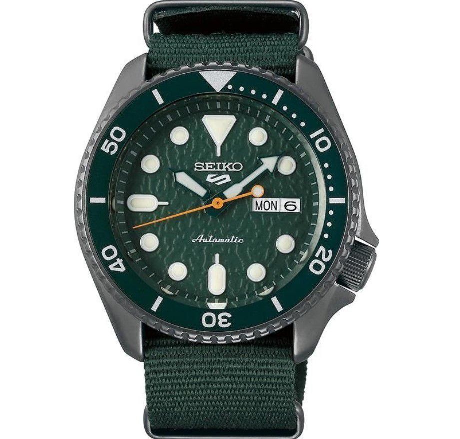 Seiko 5 Sports grüne Herren Uhr für 204,15€ (statt 269€)