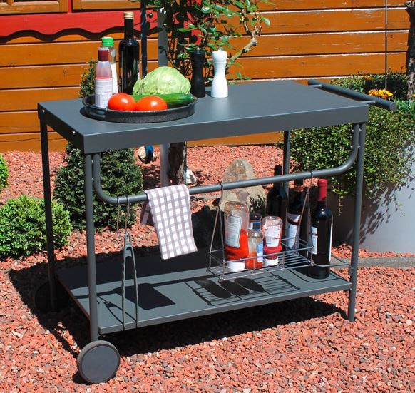 Leco Grill Serviertisch mit Korb, Flaschenhalter & Haken für 84,94€ (statt 104€)