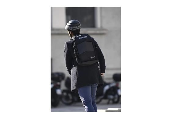 Ducati Urban Fahrrad  und Scooter Sportrucksack für 49,90€ (statt 70€)