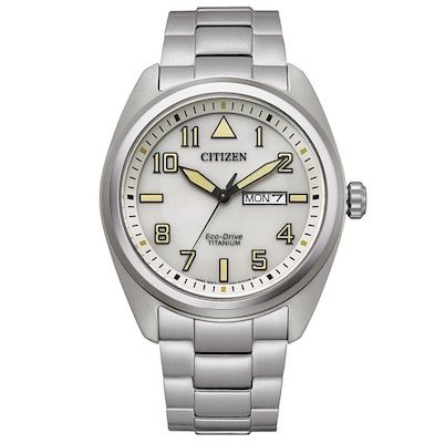 Citizen Herrenuhr BM8560 aus leichtem Titan für 111,60€ (statt 172€)