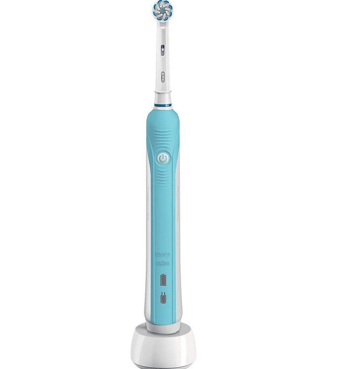 Oral B Pro 700 Cross Action eZahnbürste für 27,99€ (statt 32€)