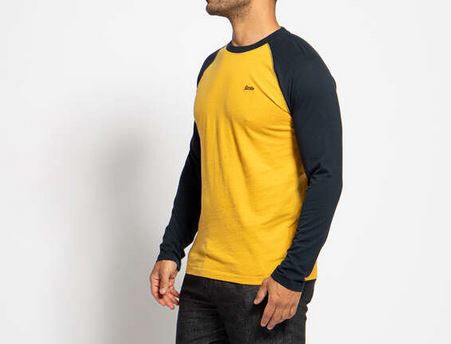 2x Superdry Vintage Baseball Longsleeve für 35,12€ (statt 54€)