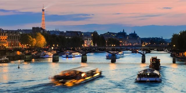 3 Tage in Paris im Yachthotel auf der Seine inkl. Frühstück + Dinner Cruise für 222€ p.P.