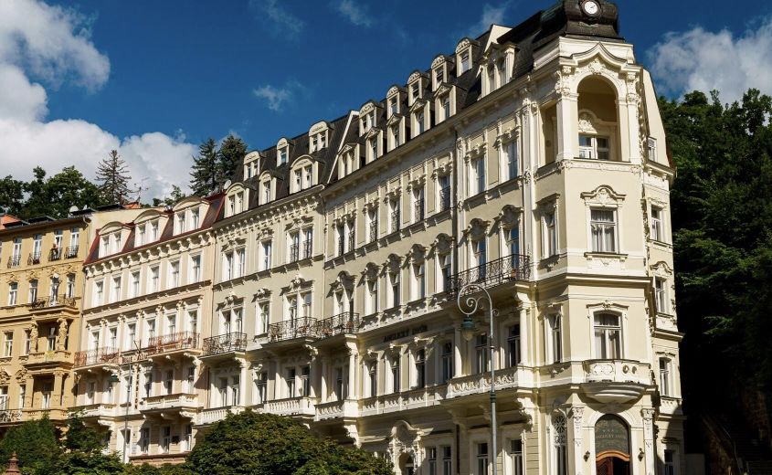 ÜN in Karlsbad im 4* Spa Hotel Anglicky Dvur ink Frühstück & Wellness ab 39€ p.P.