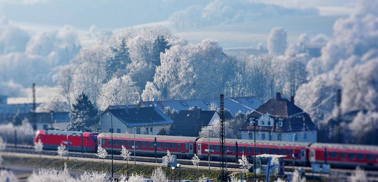 Schlichtung im Tarifkonflikt von der DB und EVG   Bahnstreiks vom Tisch?