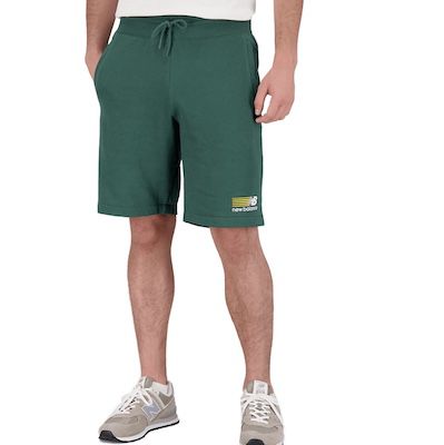 New Balance Short Sport Core in 2 Farben für 17,99€ (statt 40€)