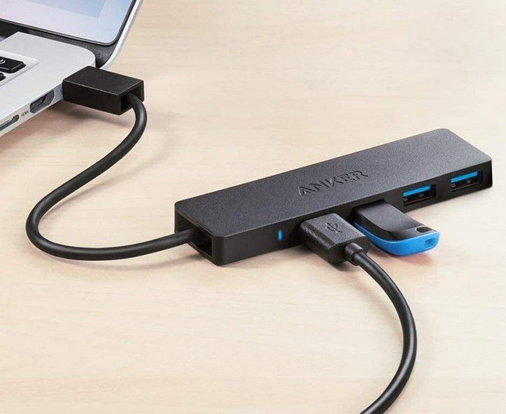 Anker Ultra Slim 4 Port USB 3.0 Hub Mac geeignet für 9,29€ (statt neu 16€)