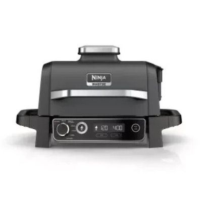 Ninja Woodfire Outdoor Elektrogrill mit Smoker für 297,49€ (statt 329€) + GRATIS Pellets