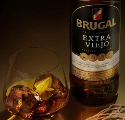 Brugal Extra Viejo   15 Jahre 0,7L Premium Rum für 19,75€ (statt 27€)