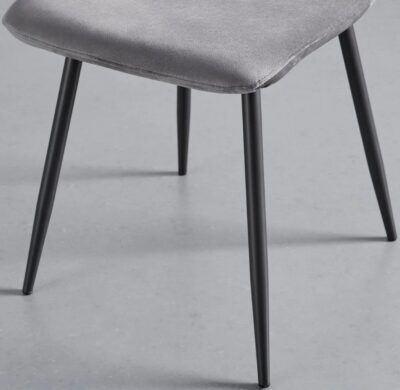 Stuhl Elif mit Samtbezug in Grau für 31,89€ (statt 59€)