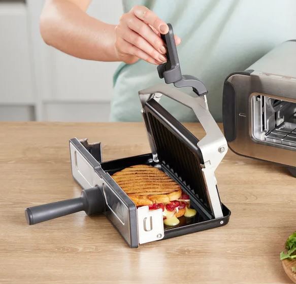 Ninja Foodi ST202EU 3 in 1 Toaster, Grill & Panini Presse für 99,99€ (statt 150€)