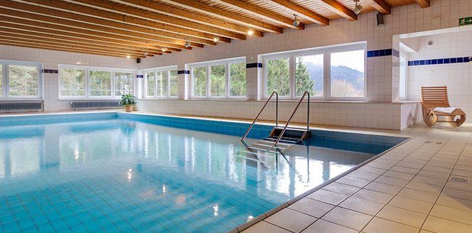 7 ÜN im Panorama Hotel Winterberg inkl. HP, Pool & Sauna für 222€ p.P.