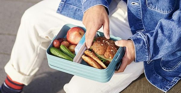 Rosti Mepal Lunchbox Take a Break mit Trennwand für 7€ (statt 15€)